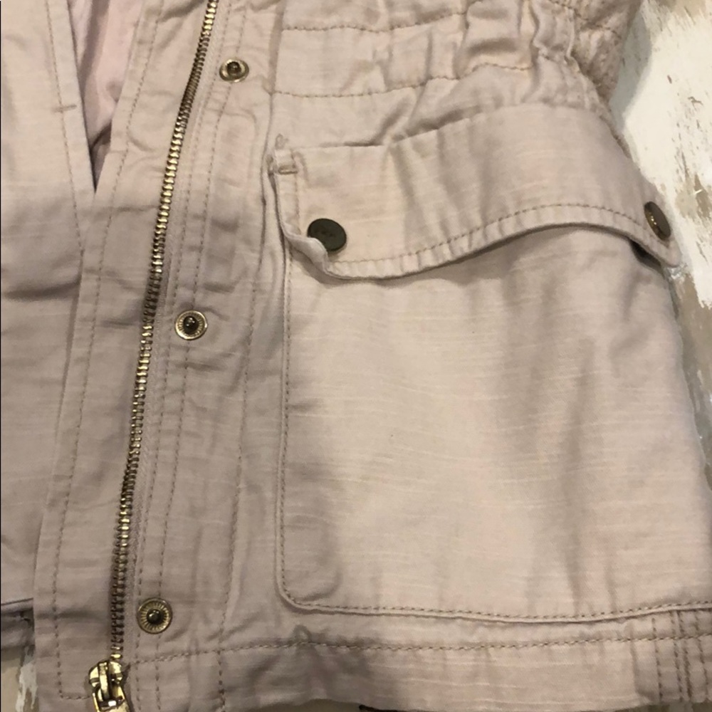 Jacket - Picture 3 of 4